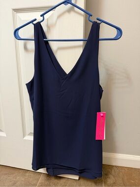 Lilly Pulitzer Navy V-Neck Sleeveless Camisole